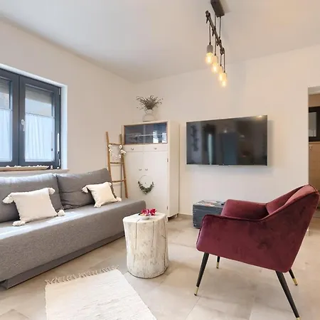 House Lando Будинок відпочинку *