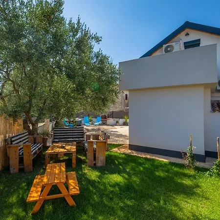 House Lando Будинок відпочинку