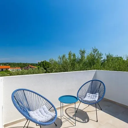 בית נופש House Lando *