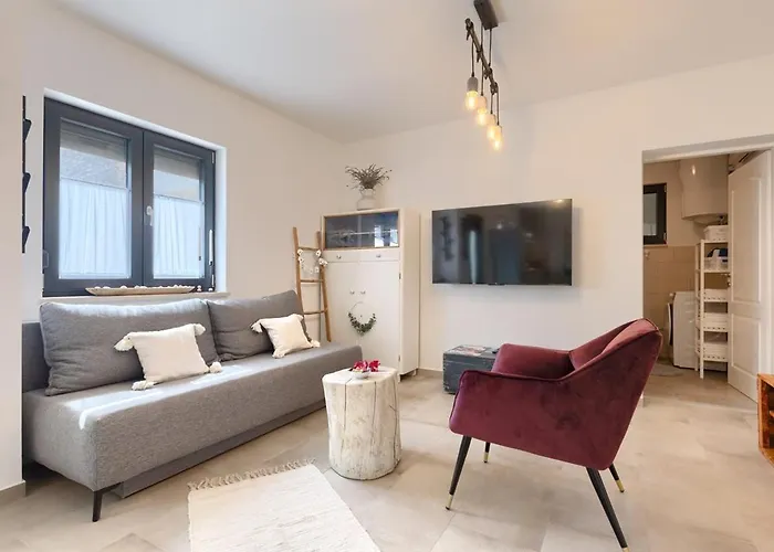 House Lando Holiday home *